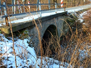 Původní most 437-021 u Bystřice p. Host. / foto: archiv ŘSZK
