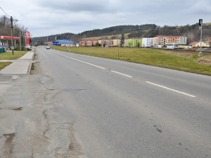 Silnice II/492 v Luhačovicích před rekonstrukcí / foto: archiv ŘSZK