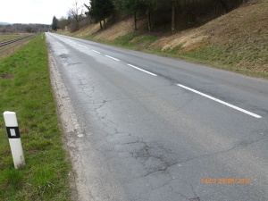 Silnice II/490 z Polichna do Újezdce před rekonstrukcí / foto: archiv ŘSZK